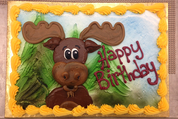 Moose-Themed-Cake.jpg